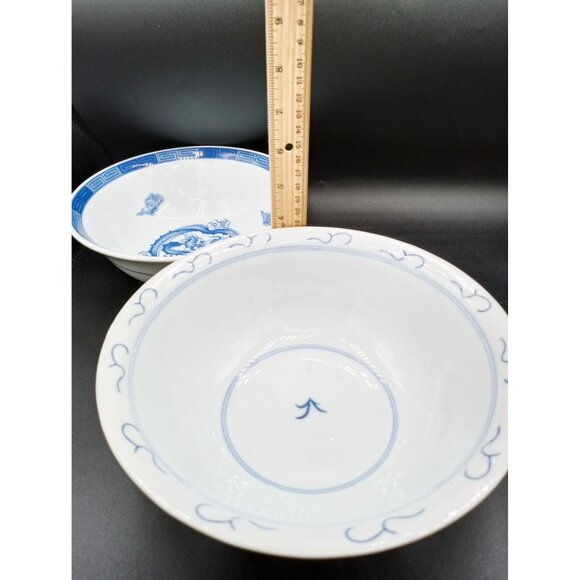 Set of 2 Blue White Porcelain Bowls Dragon and Landscape Design For Ramen 1 Mark - Picture 8 of 16
